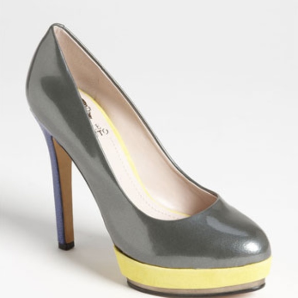 Vince Camuto Shoes - Vince Camuto Dacoma Pumps - 8.5M